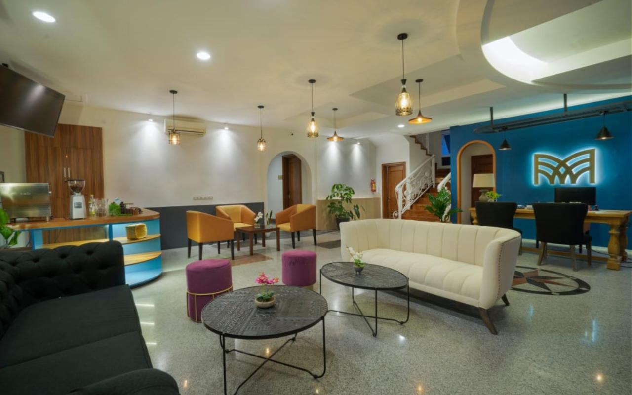 Madina Inn Yogyakarta Exterior foto