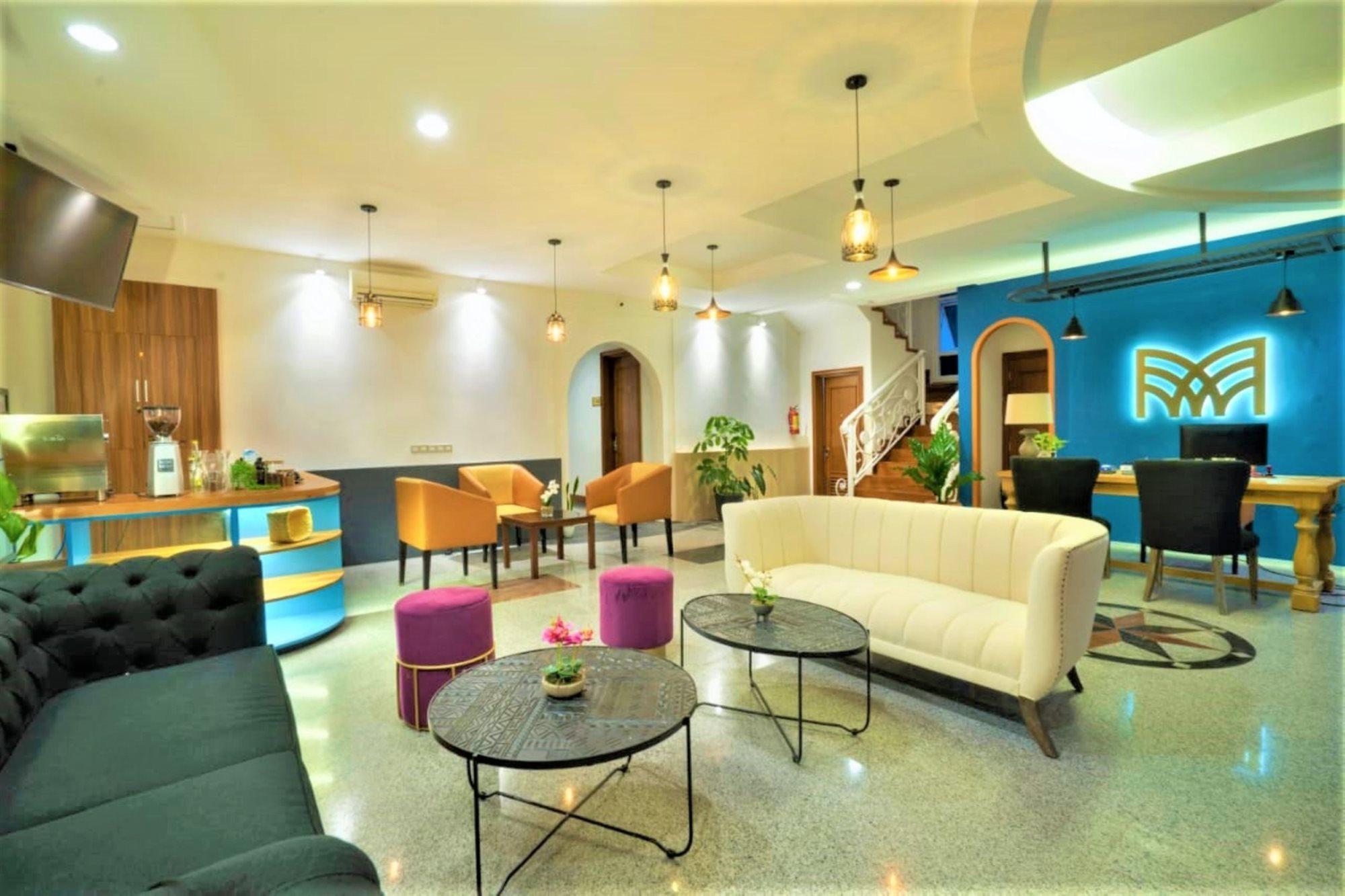 Madina Inn Yogyakarta Exterior foto